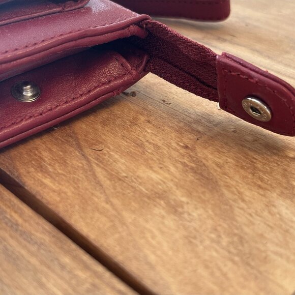 Wilson's Leather Pelle Studio Red Wristlet Wallet Credit Card Holiday Christmas - Picture 8 of 16